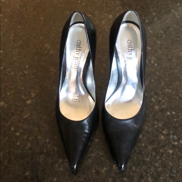 Cathy Jean 3.5 inch Stilletto Pumps, Sz. 7 - Picture 4 of 8